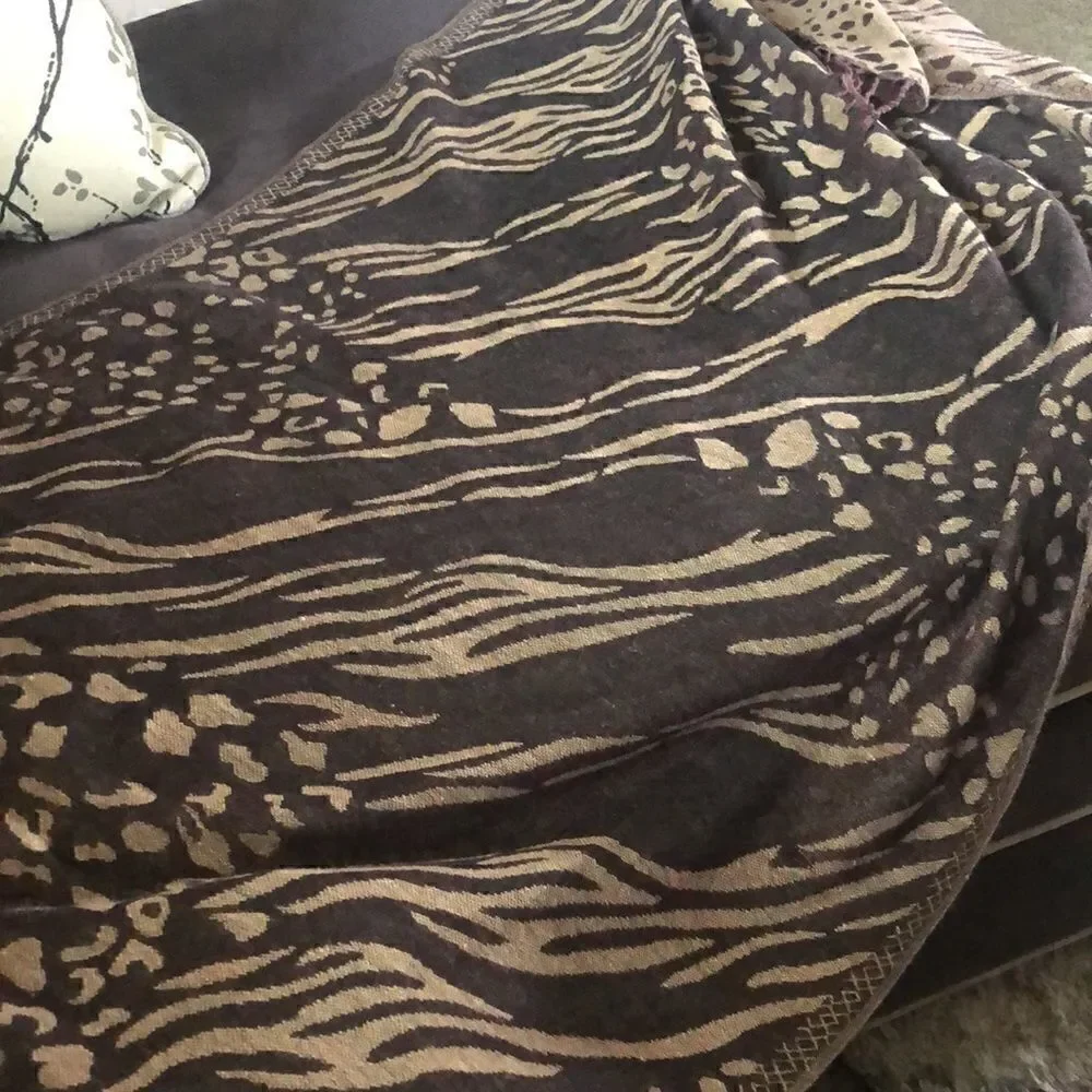 Kasper versatile wrap/scarf . Reversible